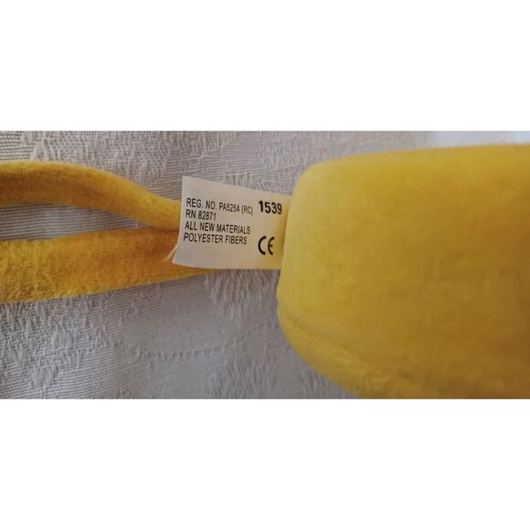 VINTAGE BABY LOONEY TUNES TWEETY BIRD PLUSH MUSICAL TOY RETIRED AND RARE 1999 - Picture 7 of 9